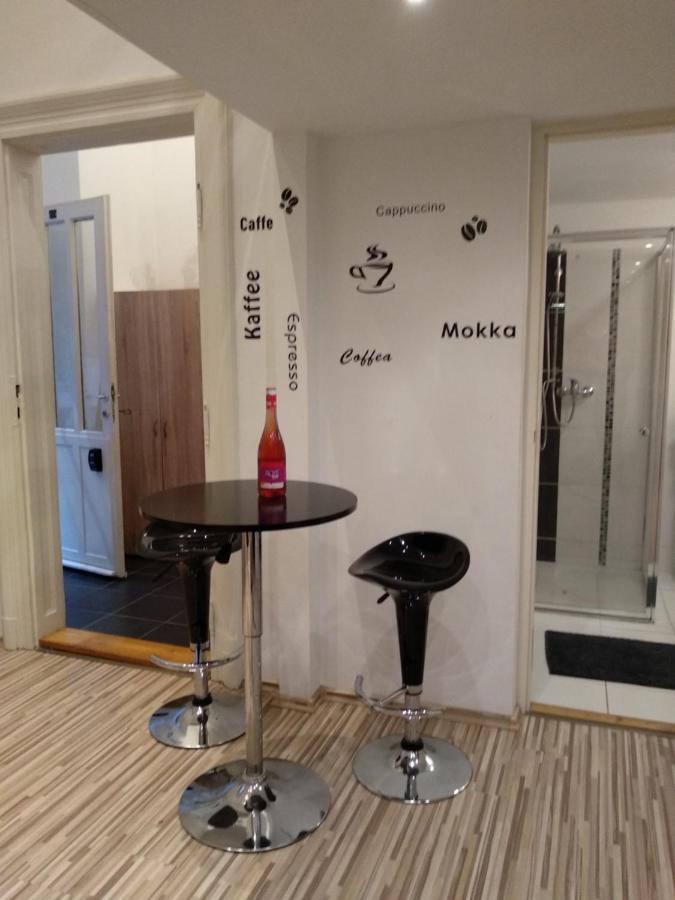 Maxim Apartman Budapest Bilik gambar